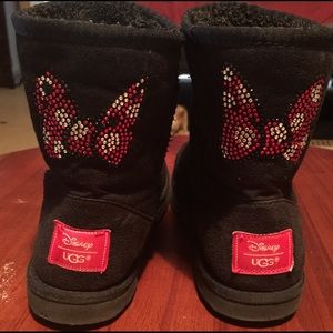 Girls Minnie Mouse Uggs